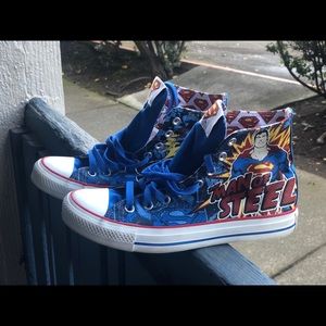 superman chucks